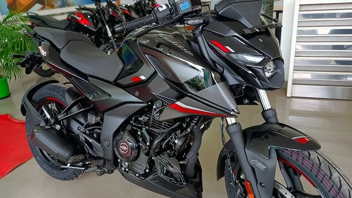 “250cc Segment में तहलका! Bajaj Pulsar N250 2026 आई दमदार 24.5PS Power के साथ”