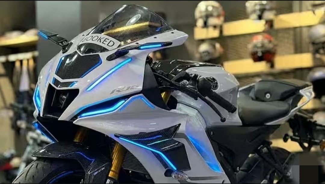 नया Yamaha R14 Version 4 2026 लॉन्च: Aggressive Look, Performance और New Features ने बाइक Lovers को किया Excited!