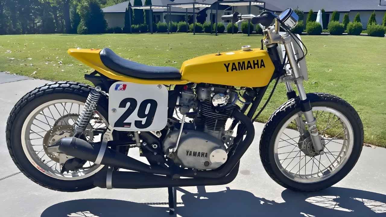 Yamaha XS650 2026 Debut Brings 654cc Retro Power, 28 km/l Mileage, Expected Price ₹6.5 Lakh