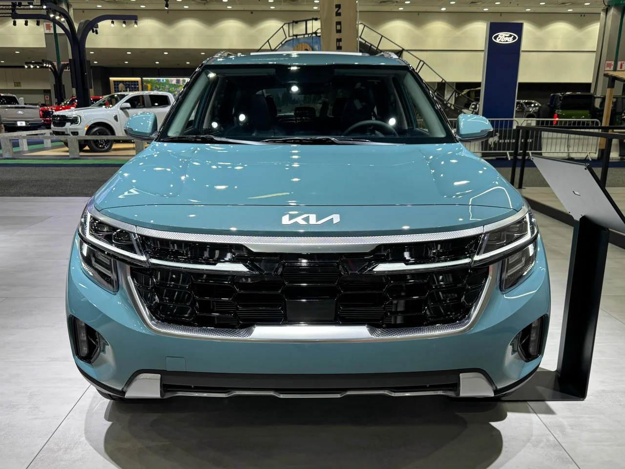 Kia Seltos 2026 Launch: प्रीमियम डिजाइन, ADAS फीचर्स और दमदार इंजन के साथ नई SUV